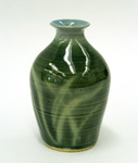 M87-027: Green Vase
